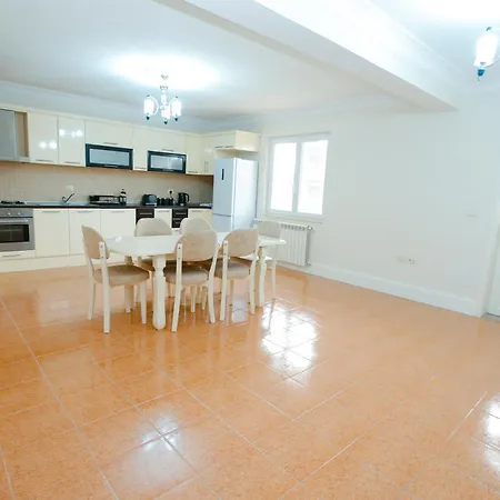 بيت ضيافة Urban Escape *