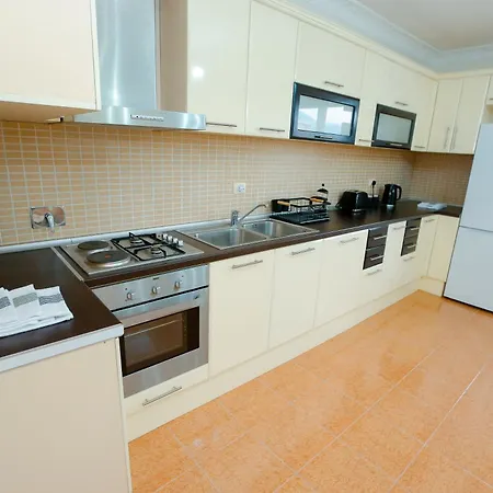 Urban Escape بيت ضيافة شكودر